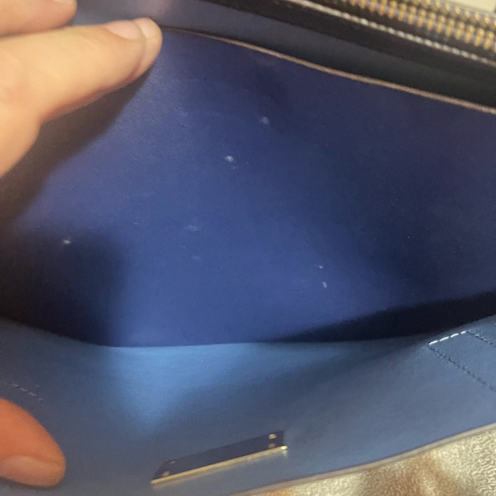 Kate Spade Blue Structured Tote with Sleek Design - Picture 12 of 13